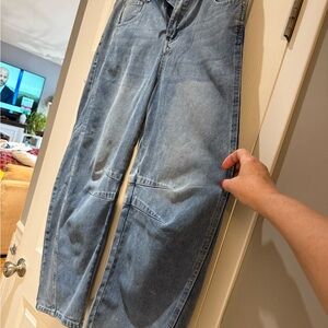 Light Blue Women’s barrel Jeans